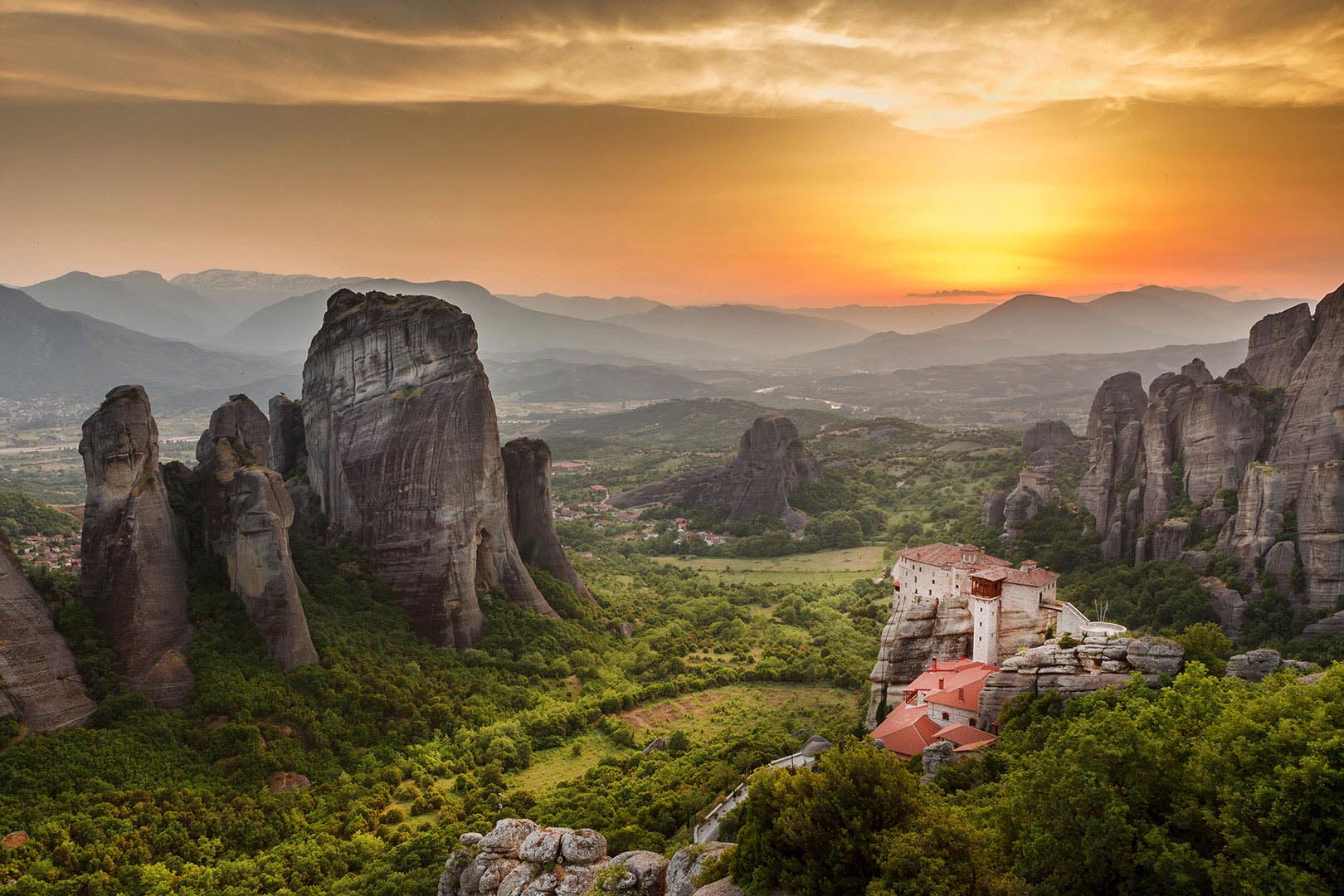 Meteora Main - VIP Athens Transfer